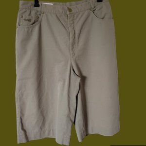 Classic Sports by Lucia Wide Leg Golf Shorts Small